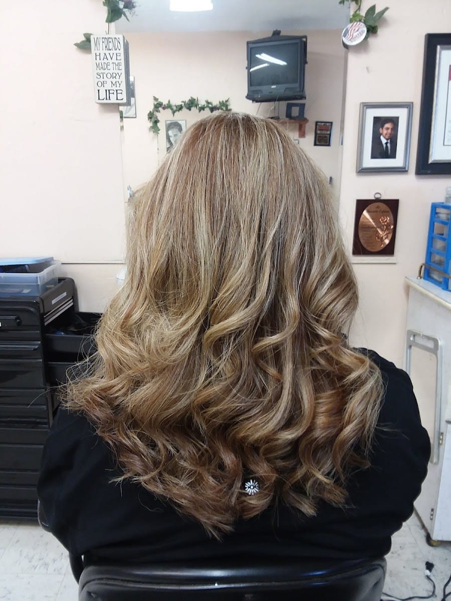 The Elegant Touch Beauty Salon