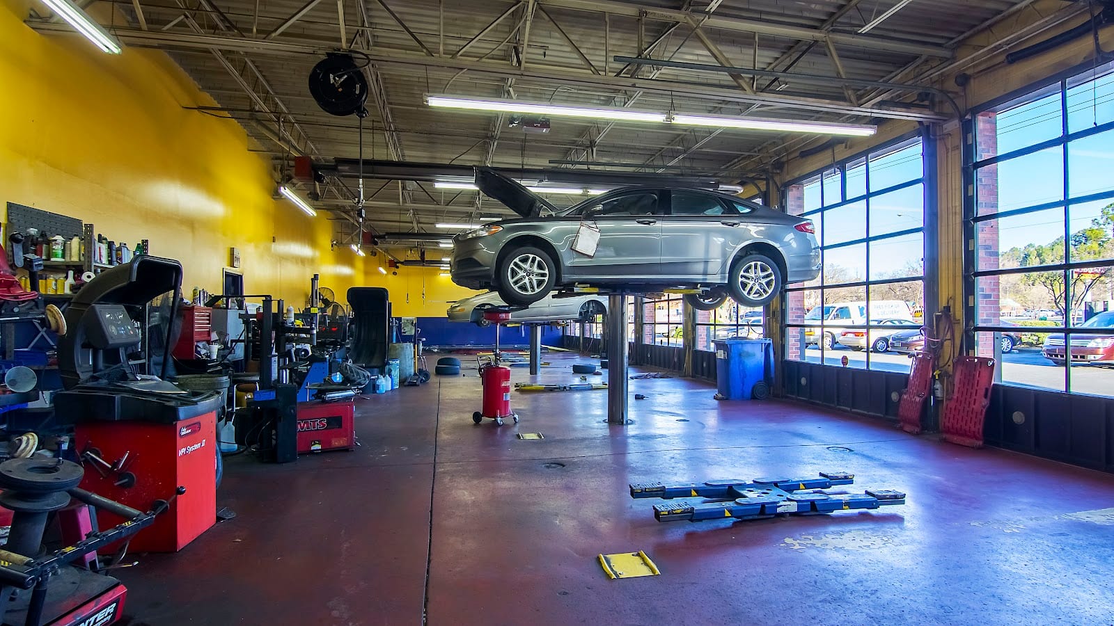 Moore & Robinson, Inc. Tire and Service Center