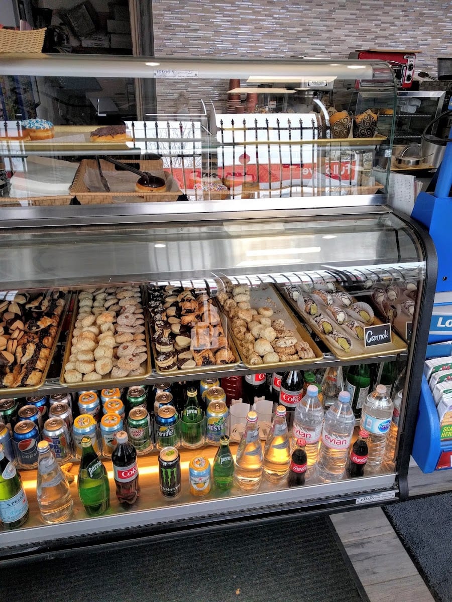 Hill Garden Coffee and Donuts, photo 3