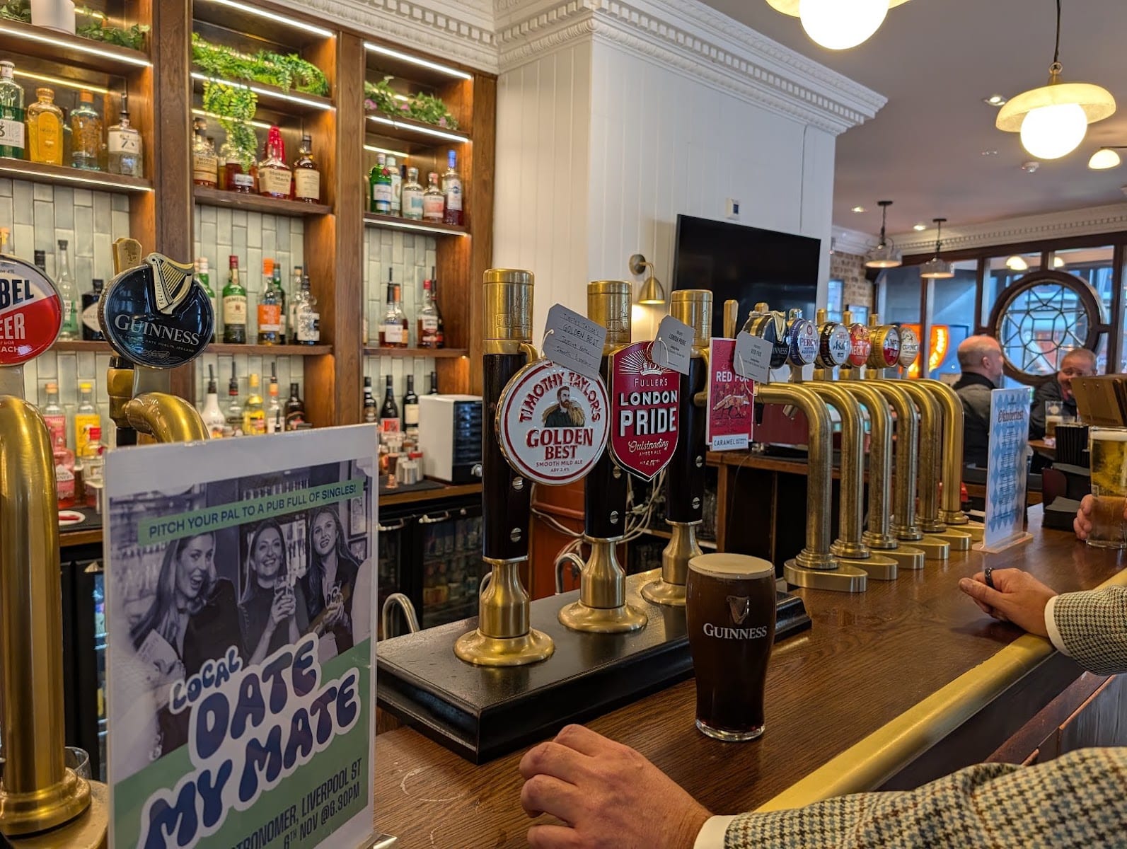 The Astronomer, EC1