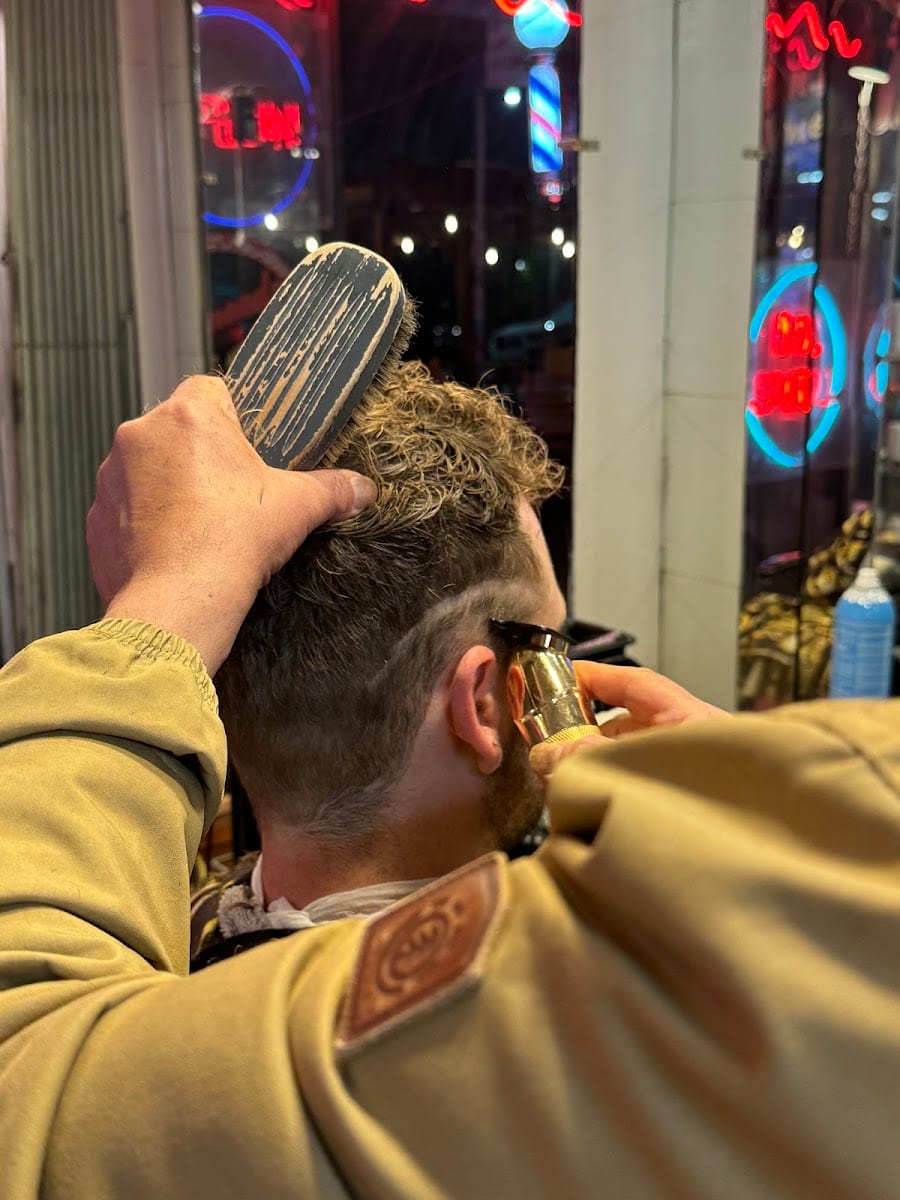 Armando's Barber Shop, photo 4