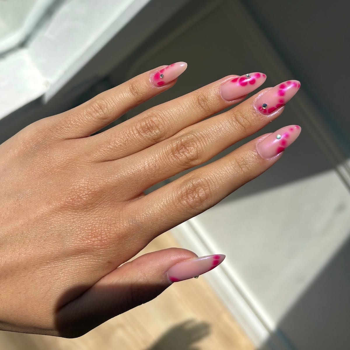 Viana Velvet Nail Studio