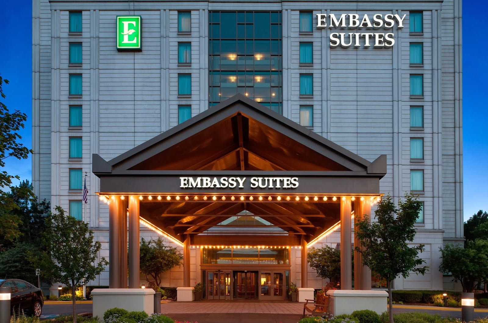 Embassy Suites, photo 2