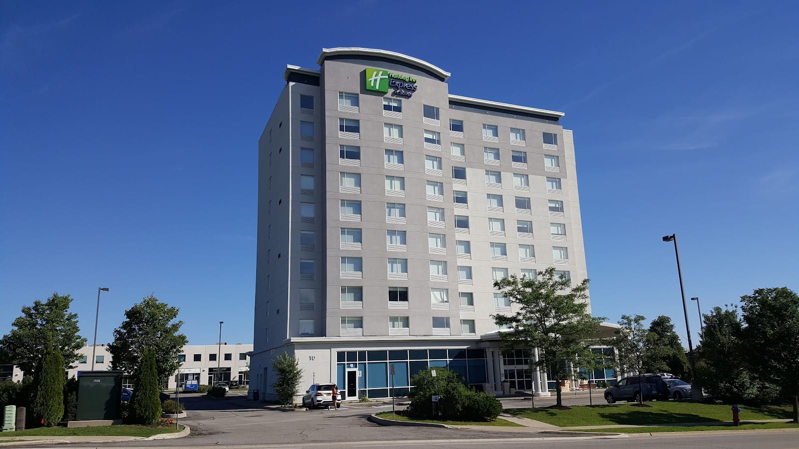 Hotel Richmond Hill ON North