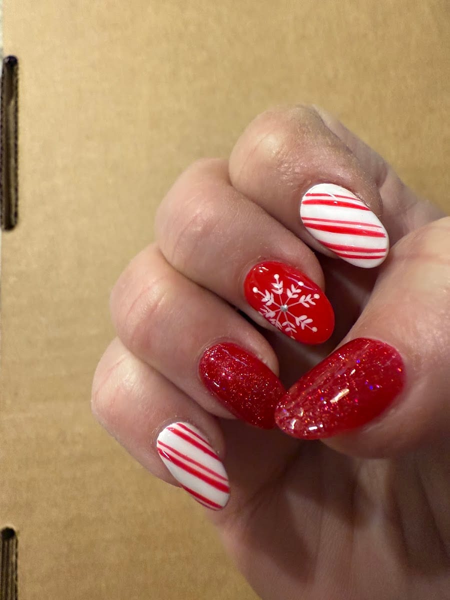 Tip & Toe Nails Salon, photo 4