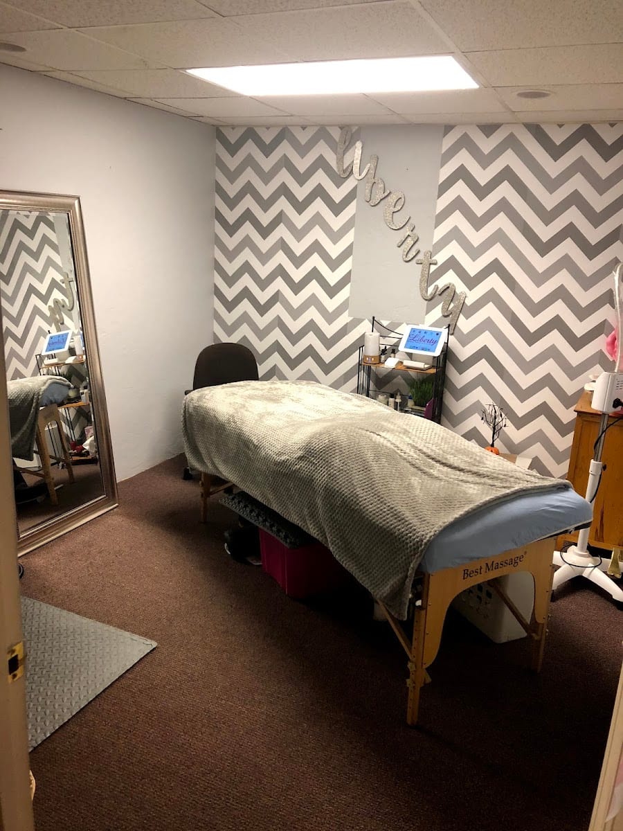 Liberty Massage, Eyelash & Spray Tan, photo 4
