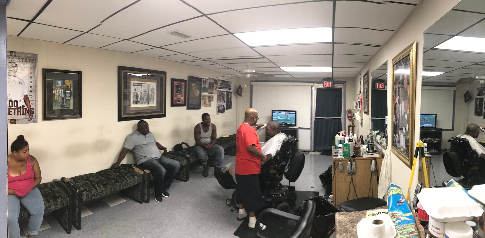 Rip's Barber Shop, photo 2