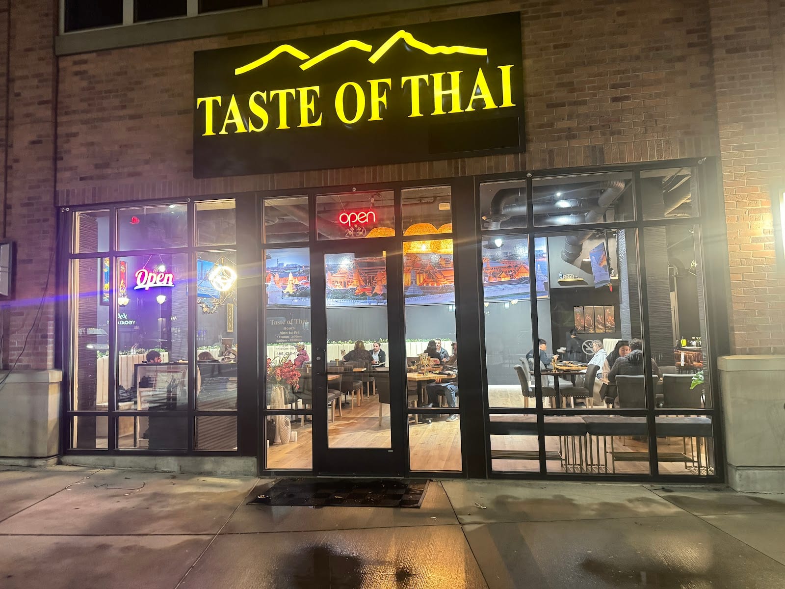 Taste of Thai & Hot Pot Sugarhouse, photo 2