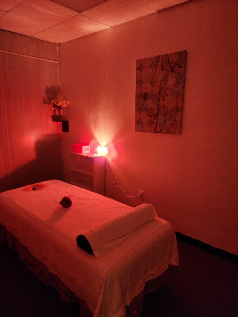 Foya massage spa inc