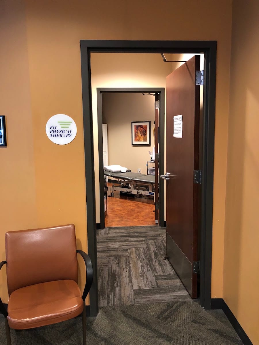 FYZICAL Therapy and Balance Centers - Centennial, photo 3