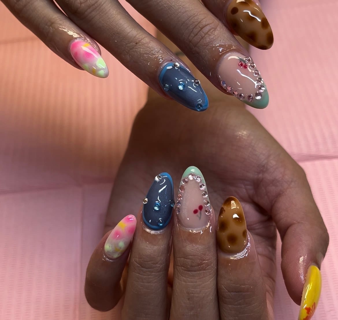 Nailz In Paradise, photo 3