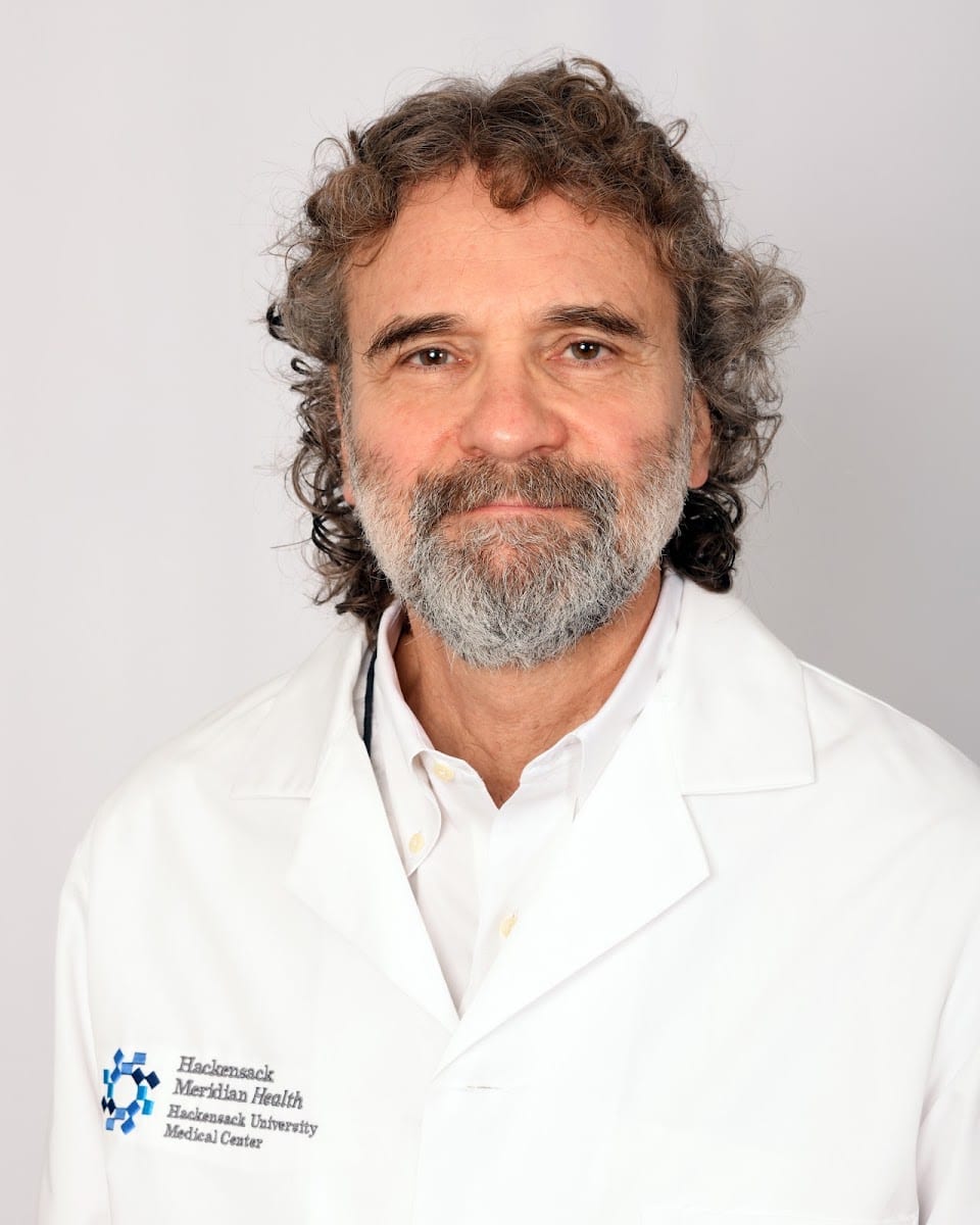 Javier E Aisenberg, M.D.