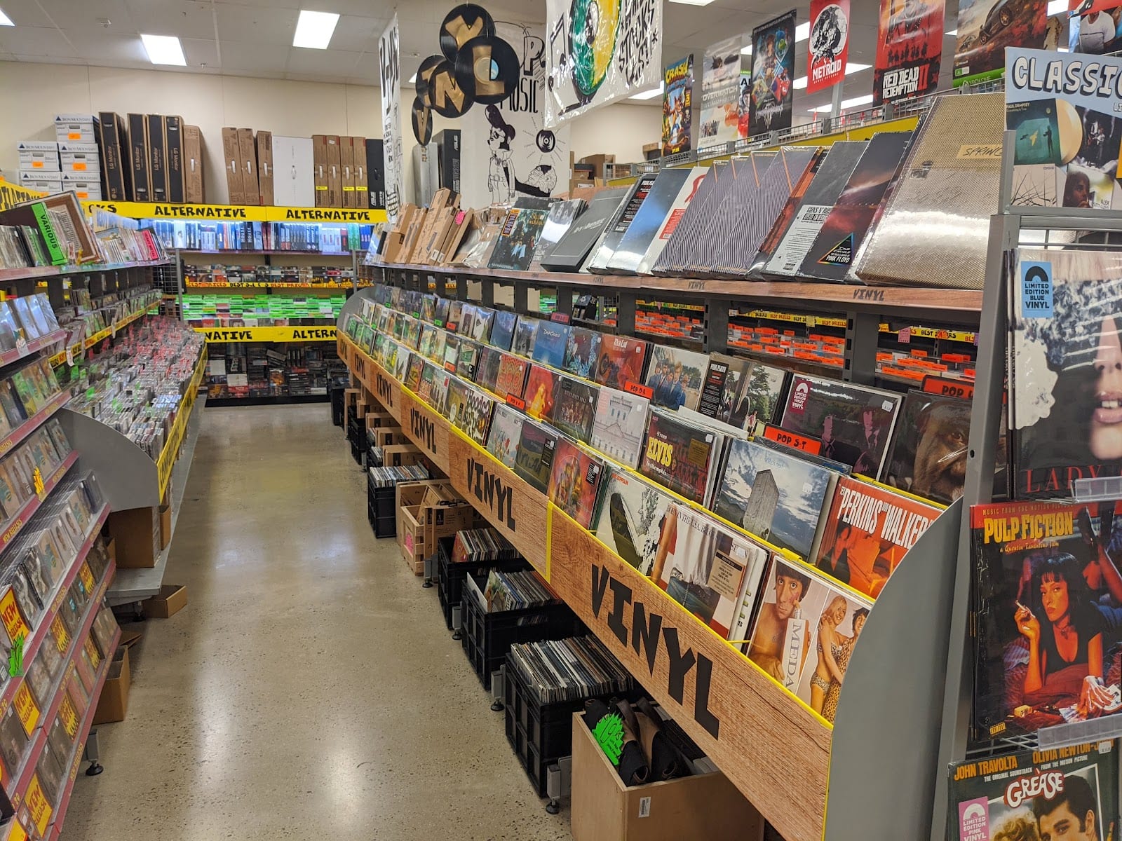 JB Hi-Fi Mackay
