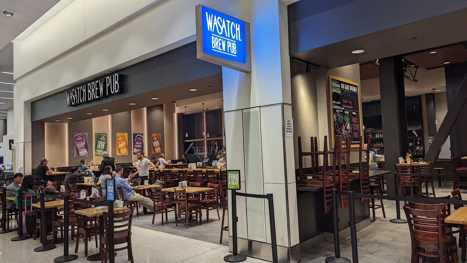 Squatters Brew Pub Airport Concourse B