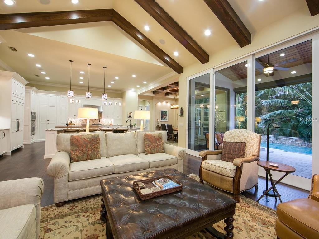 Roberta Tengerdy and Carolyn Barker Collins,Premier Sotheby's International Realty, photo 4