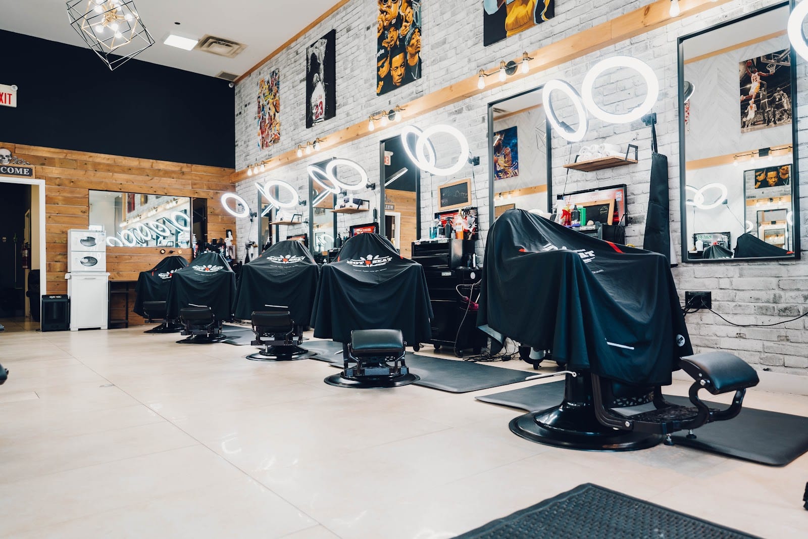 Hot Seat Barbershop, photo 4