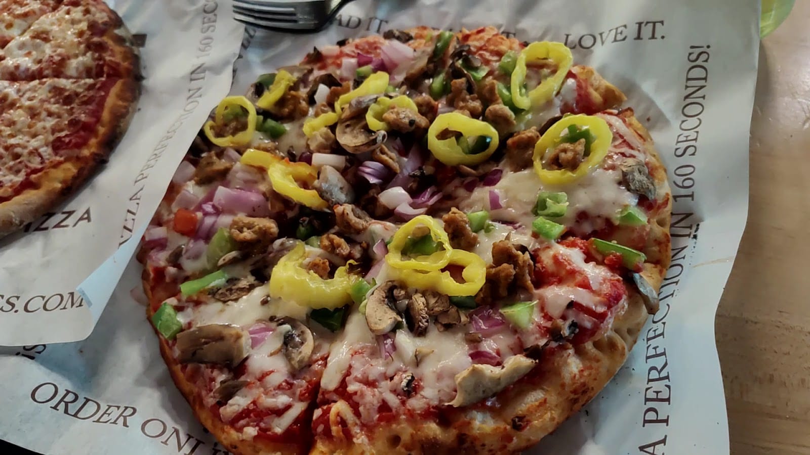 Rise Pies, photo 3