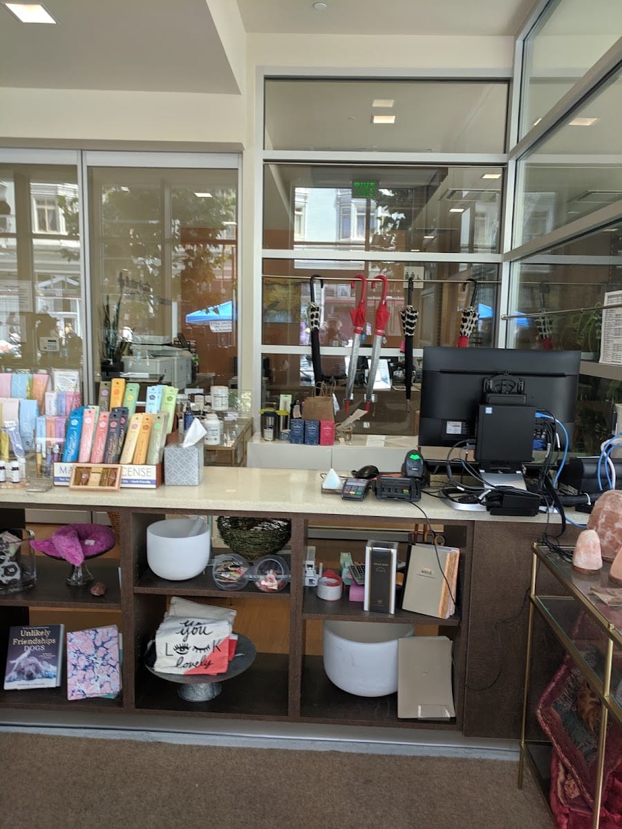 899 Valencia Street Care Center, photo 3