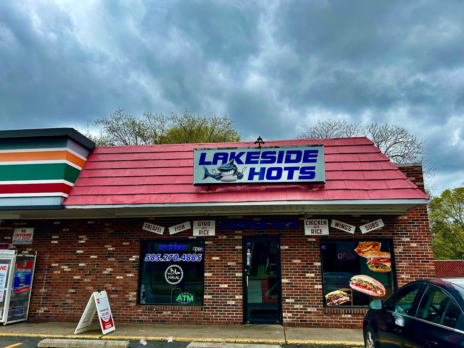 Lakeside Hots
