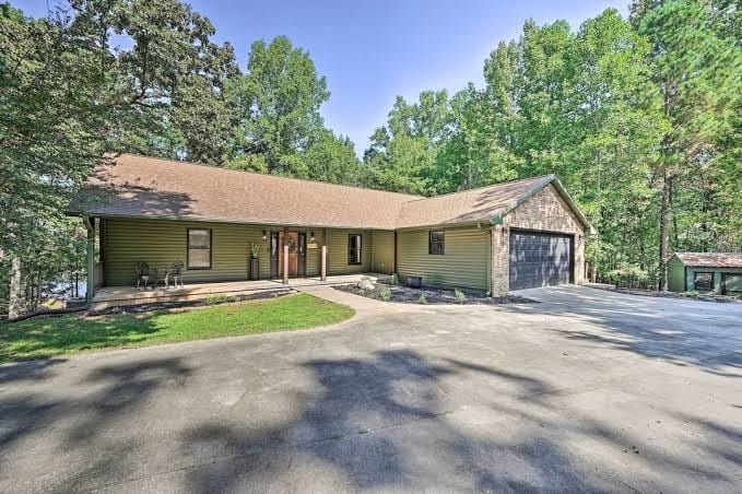 Lakefront Escape: Game Room & Private Dock
