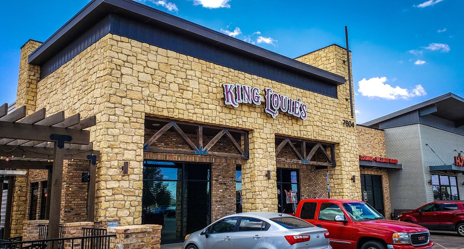 King Louie's Sports Lounge & Billiards Room, photo 2