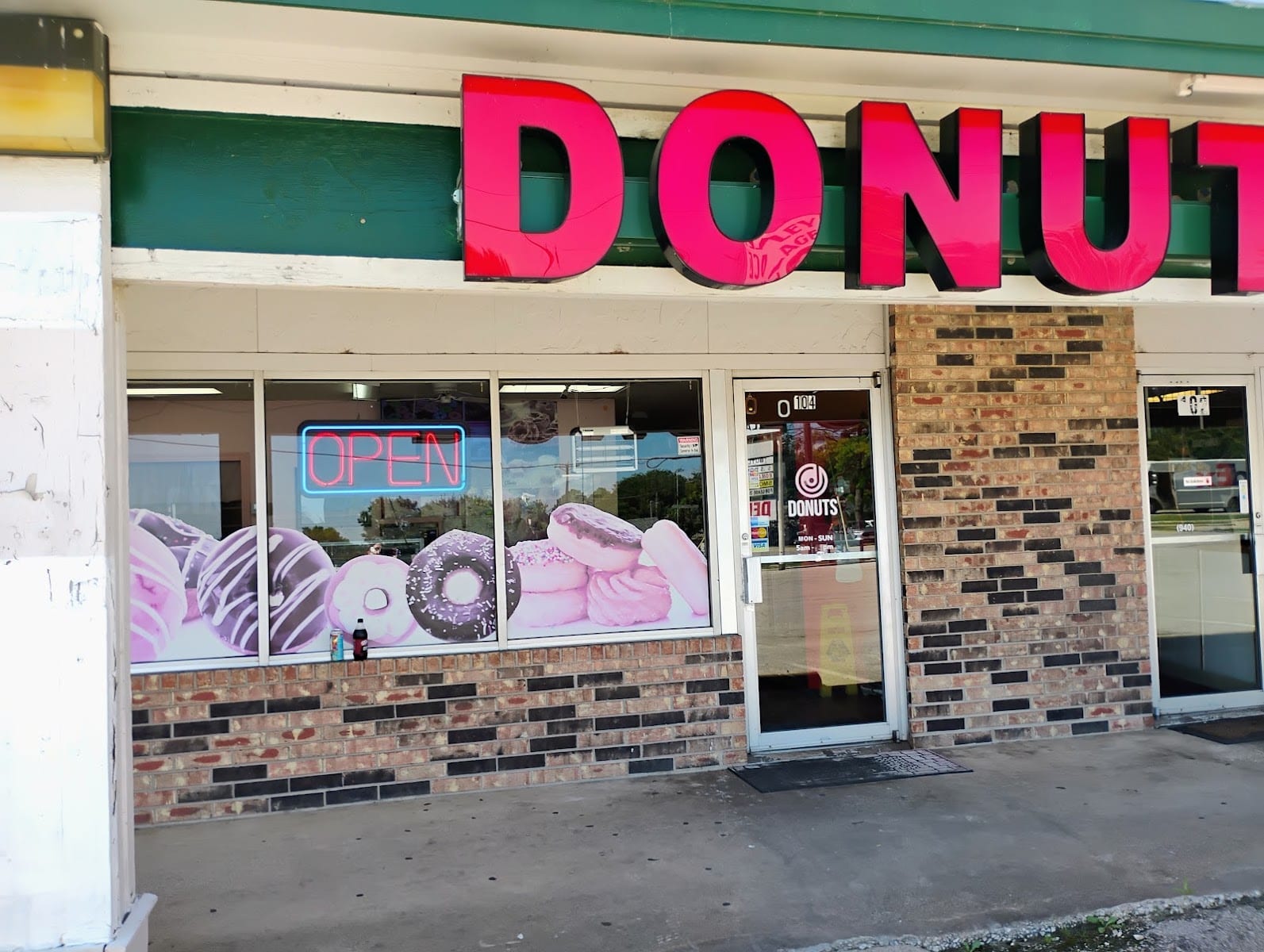 J DONUTS, photo 2
