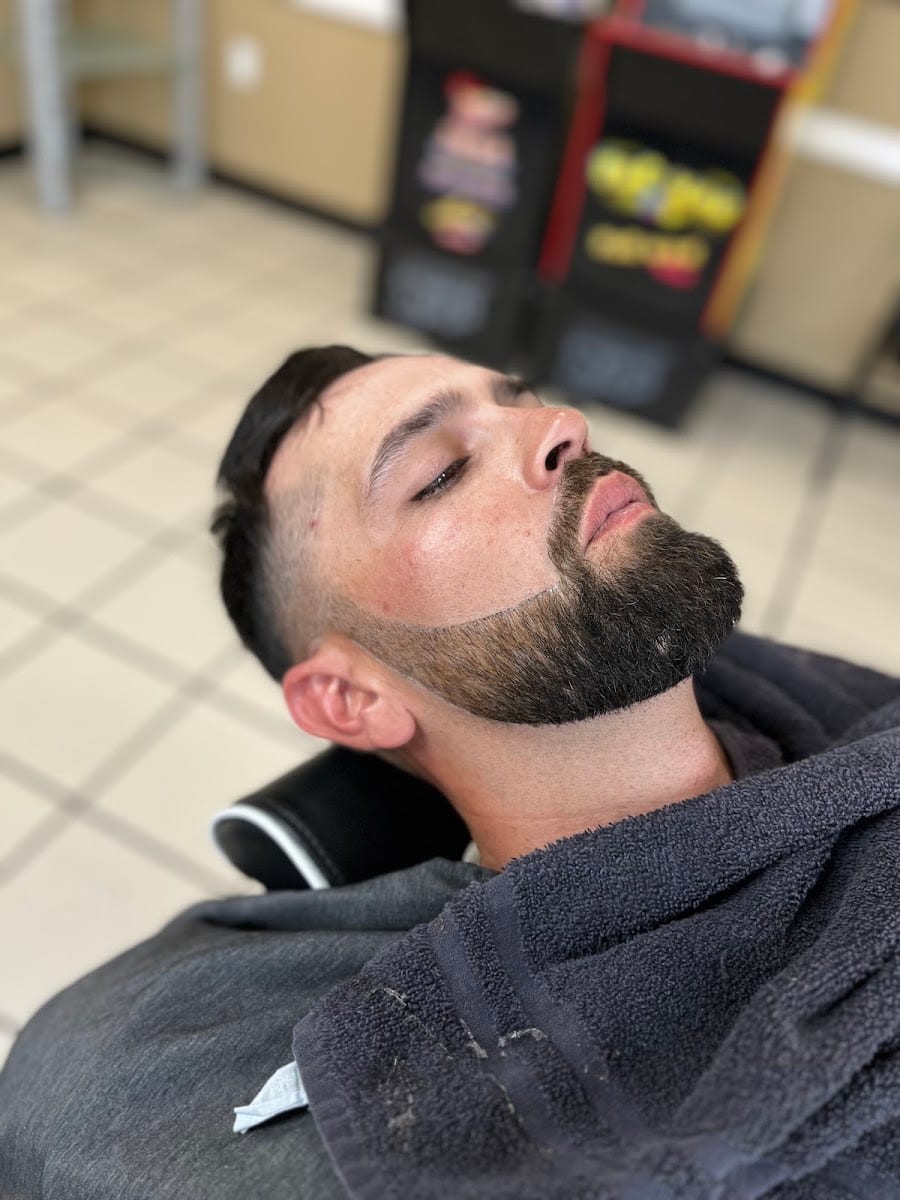 Eclipz The Barber, photo 4