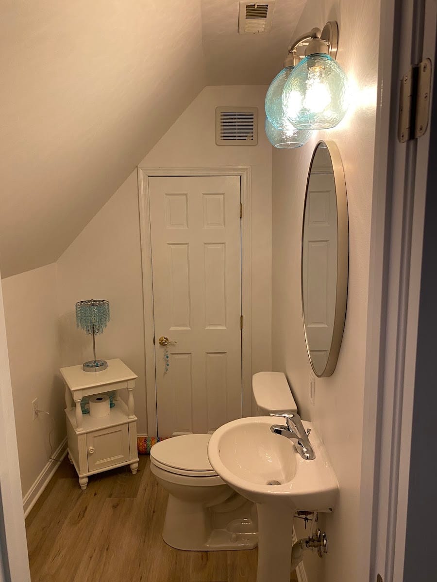 R E Robertson Plumbing & Heating Inc