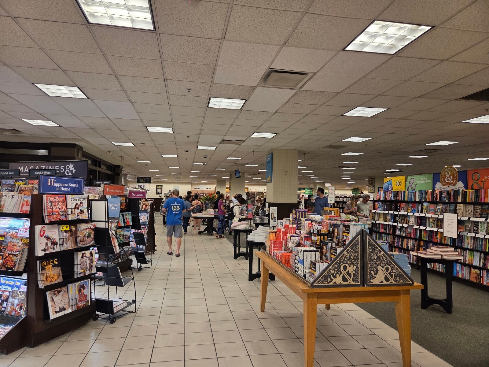 Barnes & Noble