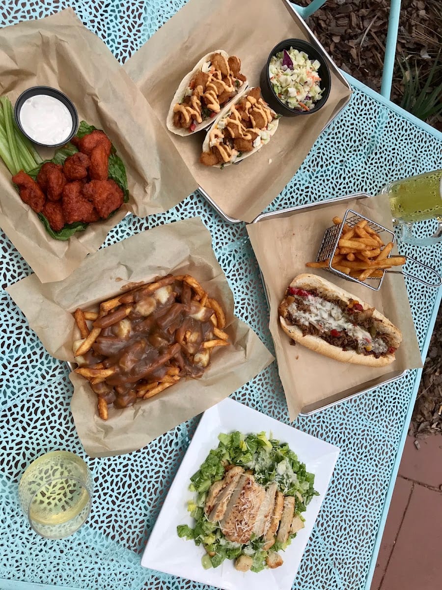 Snowbirds Grille