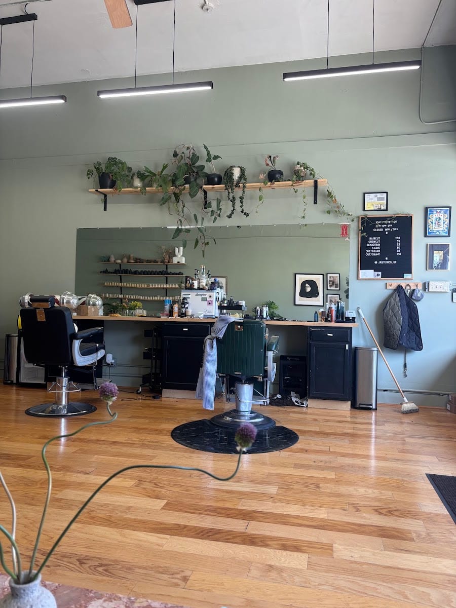 JR Studios, photo 2
