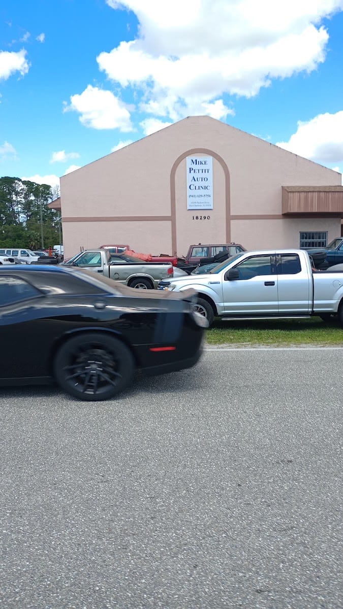 Mike Pettits Auto Clinic, photo 2