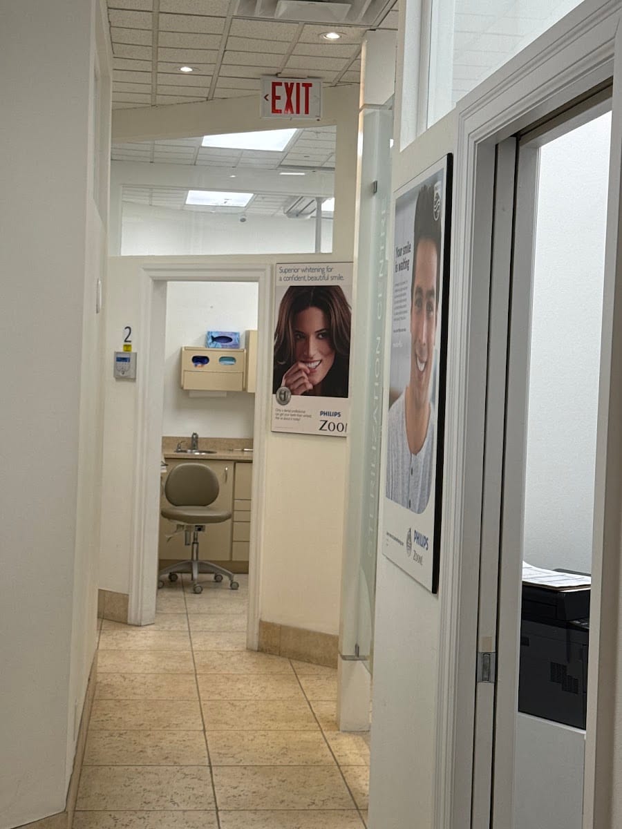 Dentistry At Bayview Glen