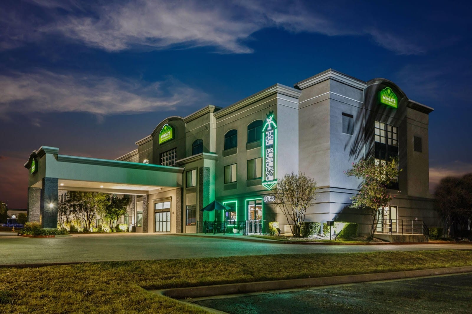 The Ruby Hotel, photo 2