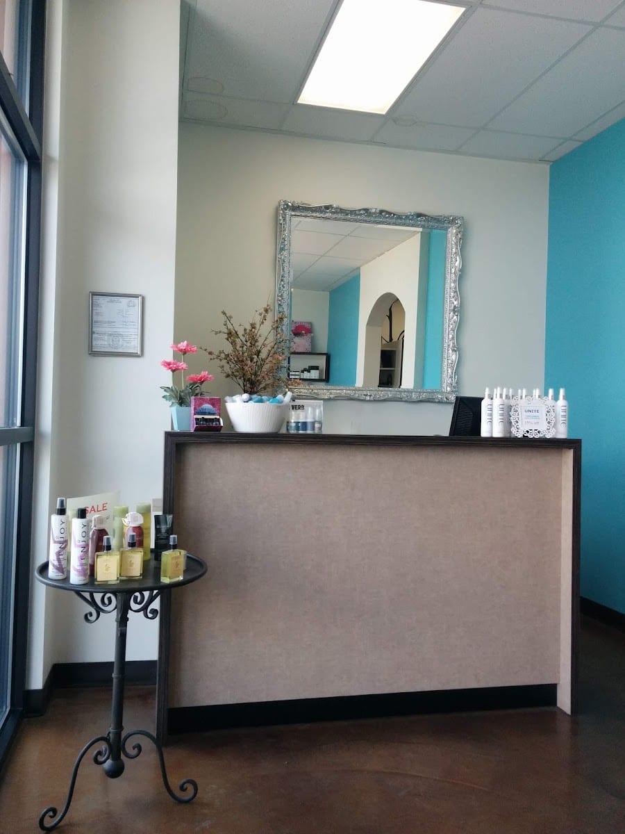 Luxe Hair Salon