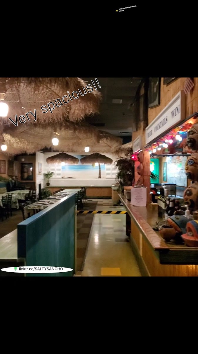 The Lucky Turtle Grill, photo 3
