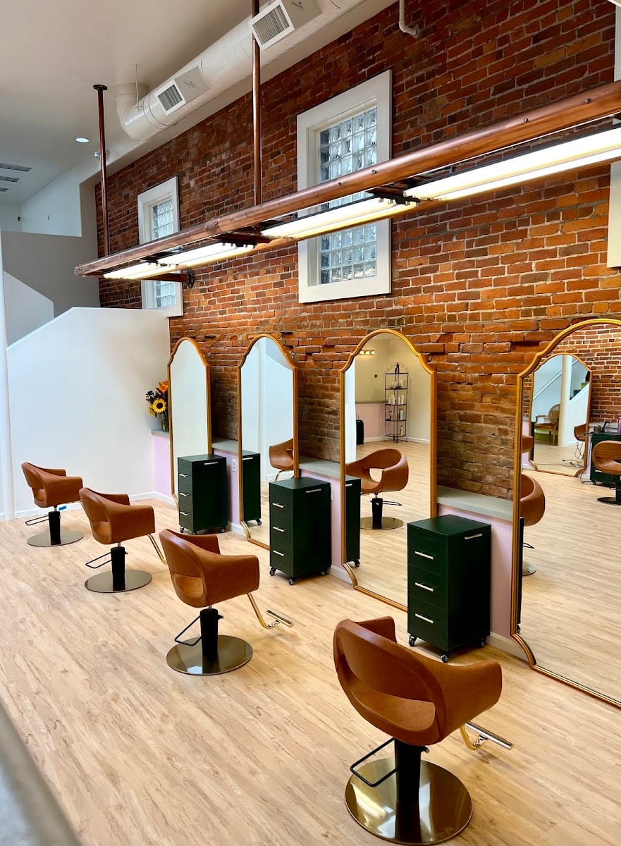 Stardust Salon, photo 2