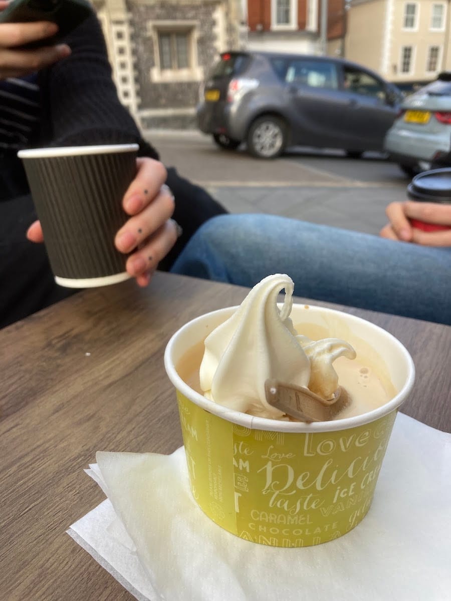 The Ice Cream Parlour, photo 2