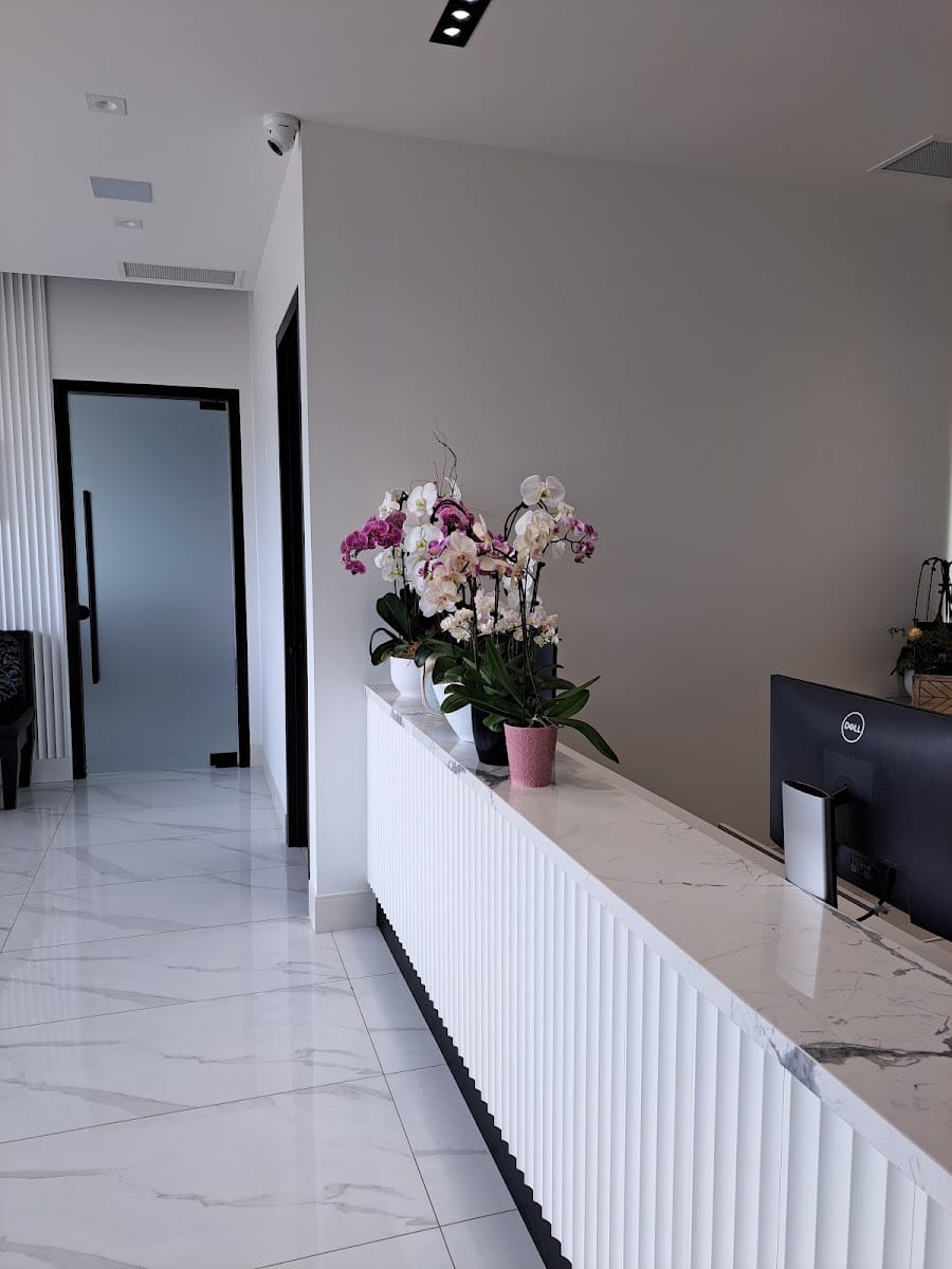 Oris Dental Clinics - Dental Surgery & Implant Specialists - Pediatric Dentistry - Orthodontics, photo 4