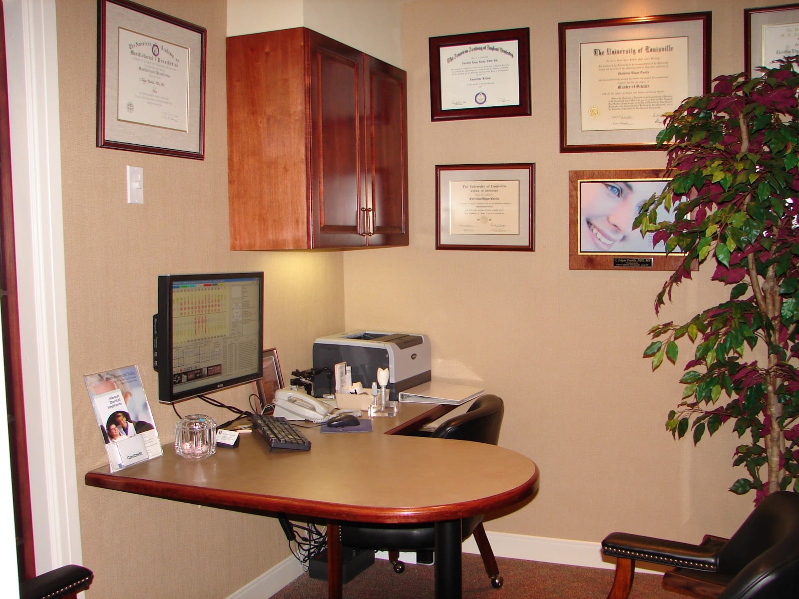 Tampa ADVANCED DENTAL SOLUTIONS - Implant Center, Maxillofacial Prosthodontics & Periodontics, photo 3