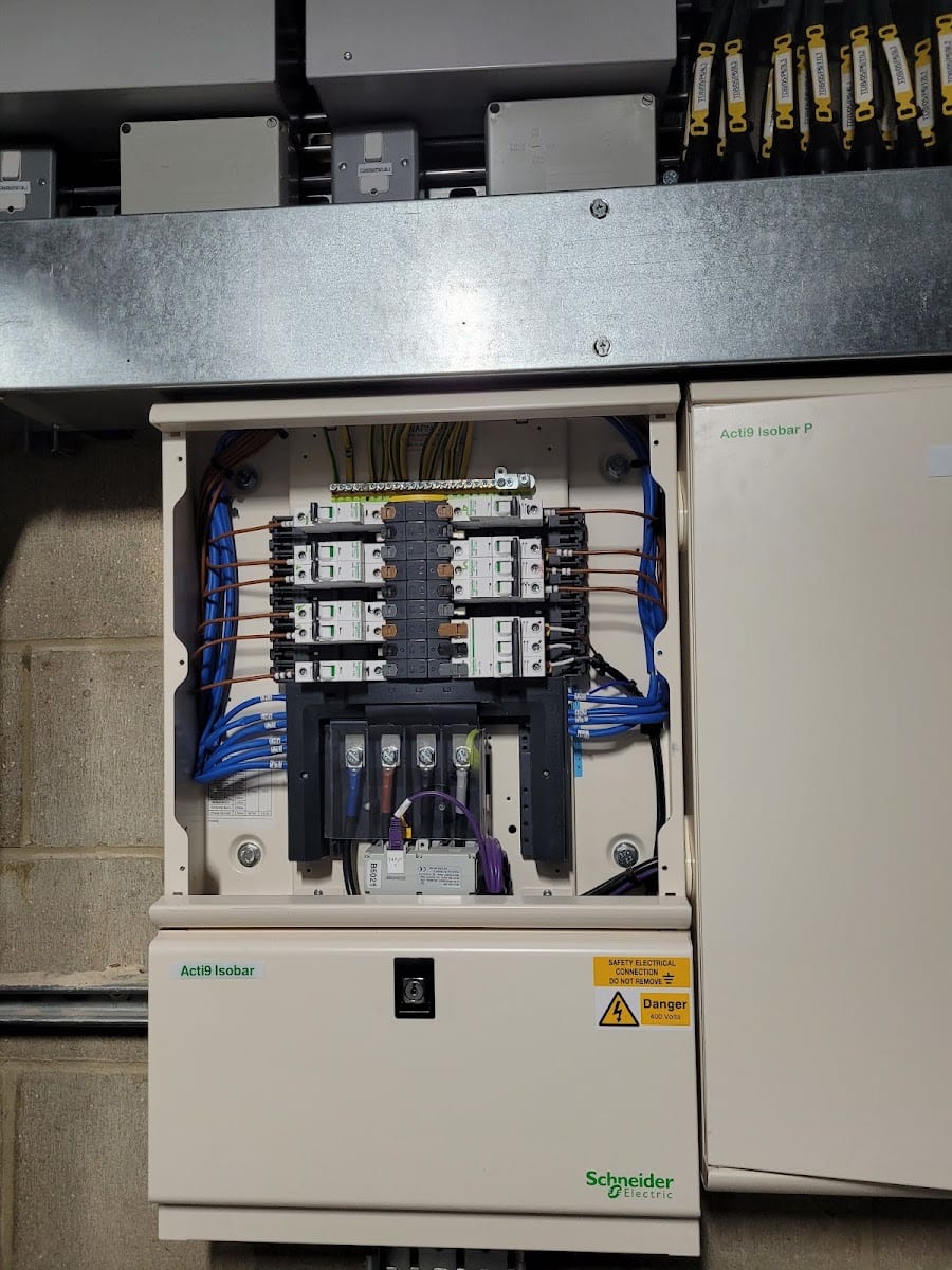 GC ELECTRICS, photo 2