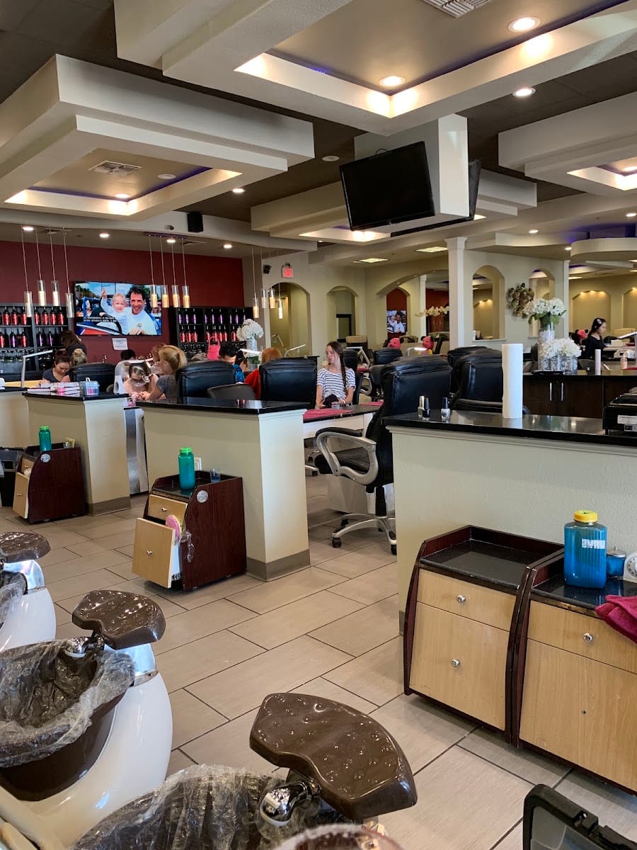 Bella Nails & Spa