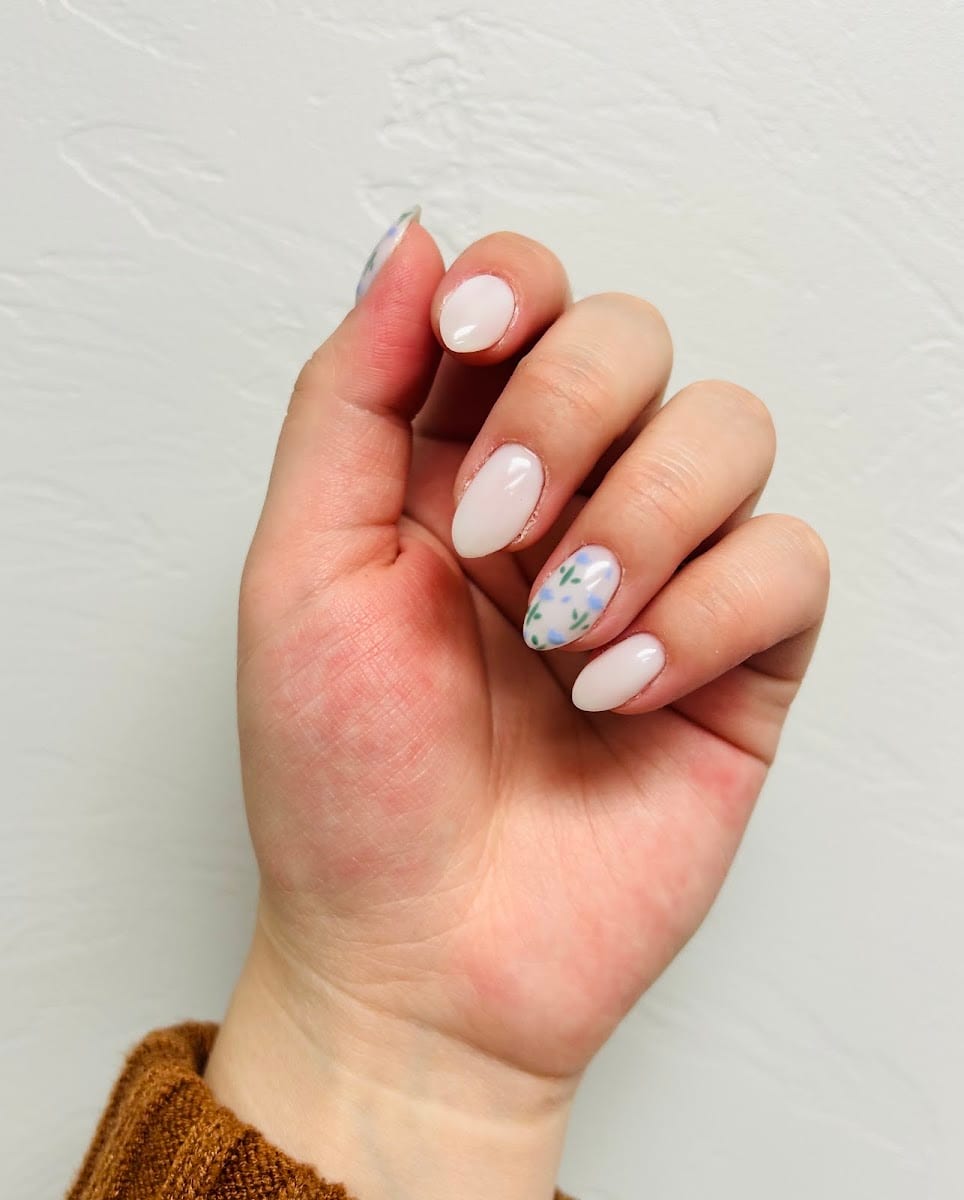 The Beauty Nook - Esthetics By Jenna