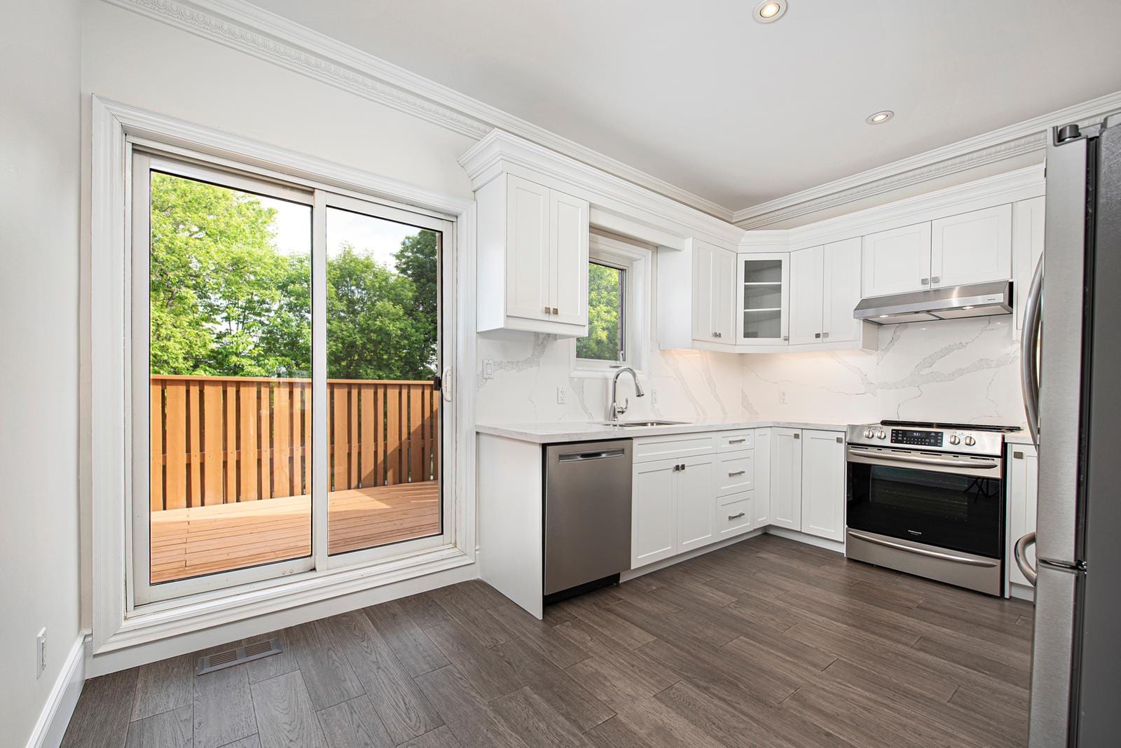 Luxe Home Renovation, photo 4