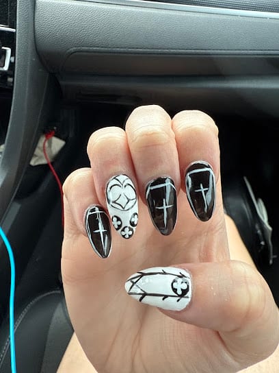 Saratoga Nail Lounge & Boutique