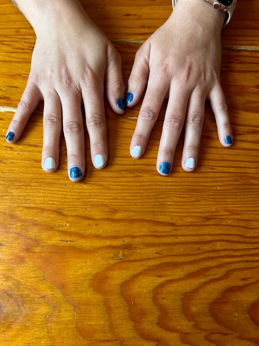 The Nails, photo 4