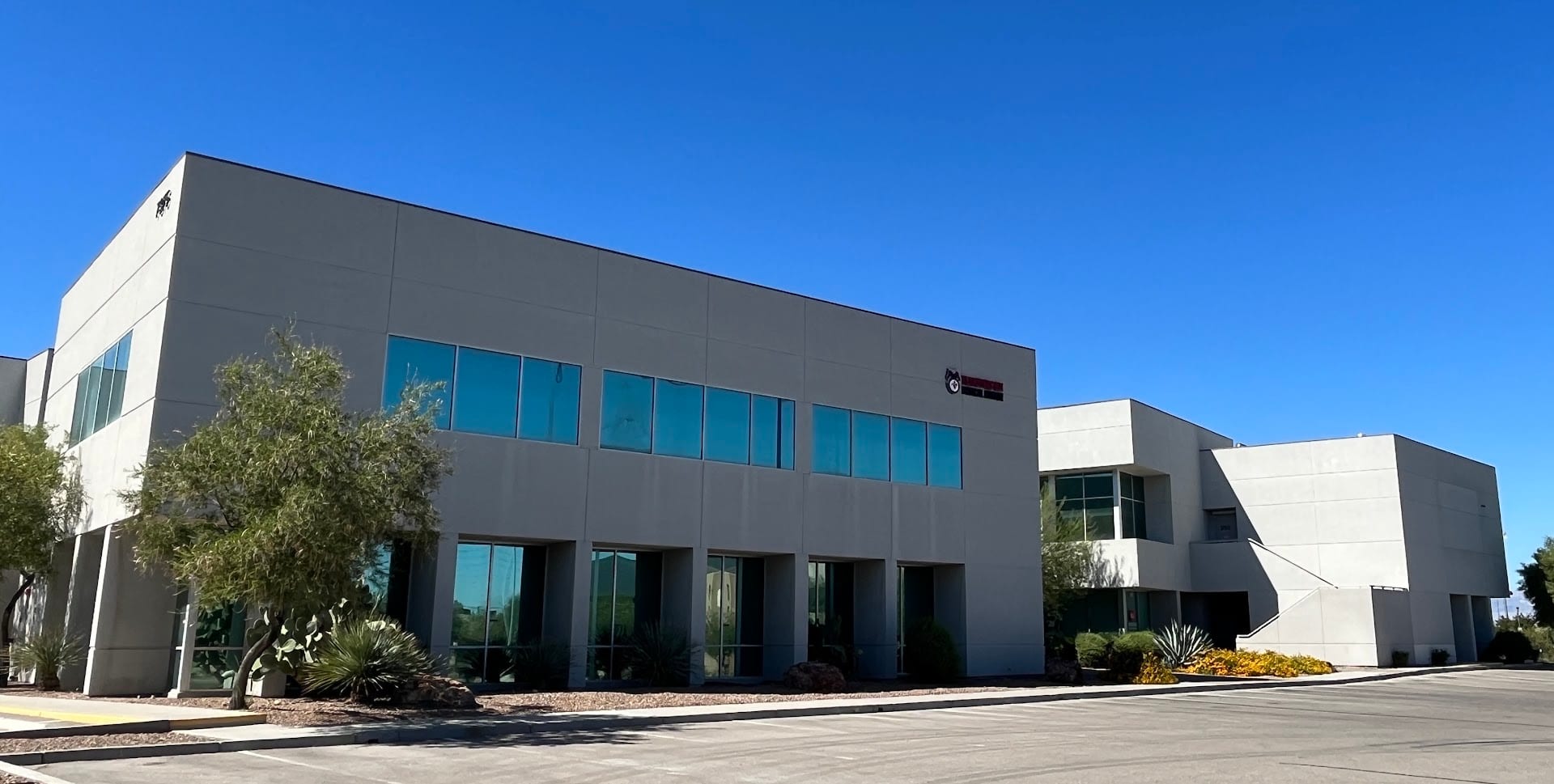 Berggren Commercial Real Estate brokered by eXp Commercial, photo 2