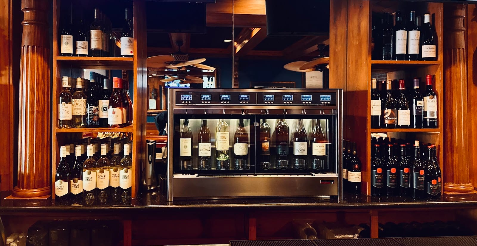 The 1818 Grill, photo 2