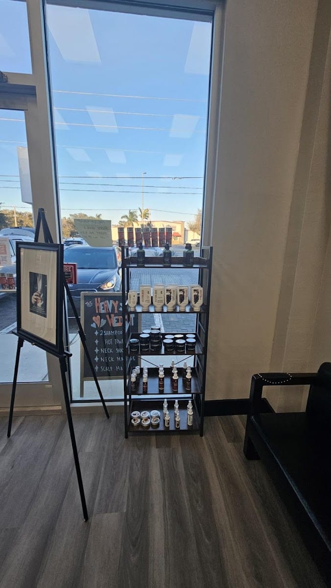 Knockouts Haircuts & Grooming - Barbershop, photo 3