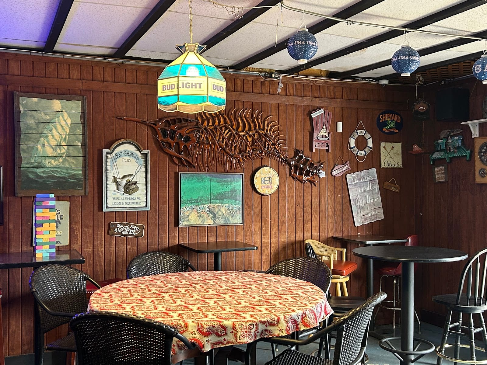 Neighbar's beer and wine, photo 3
